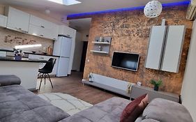 Airport Residence